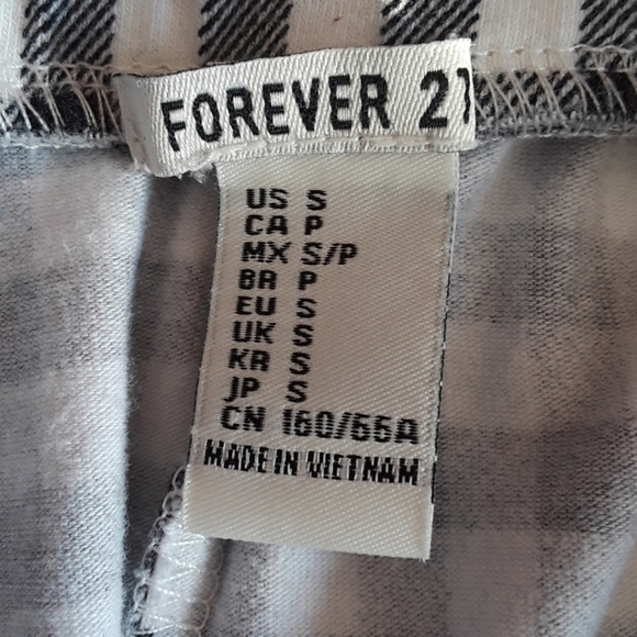 💕CUTE💕 New Forever 21 swing skirt - Picture 5 of 5